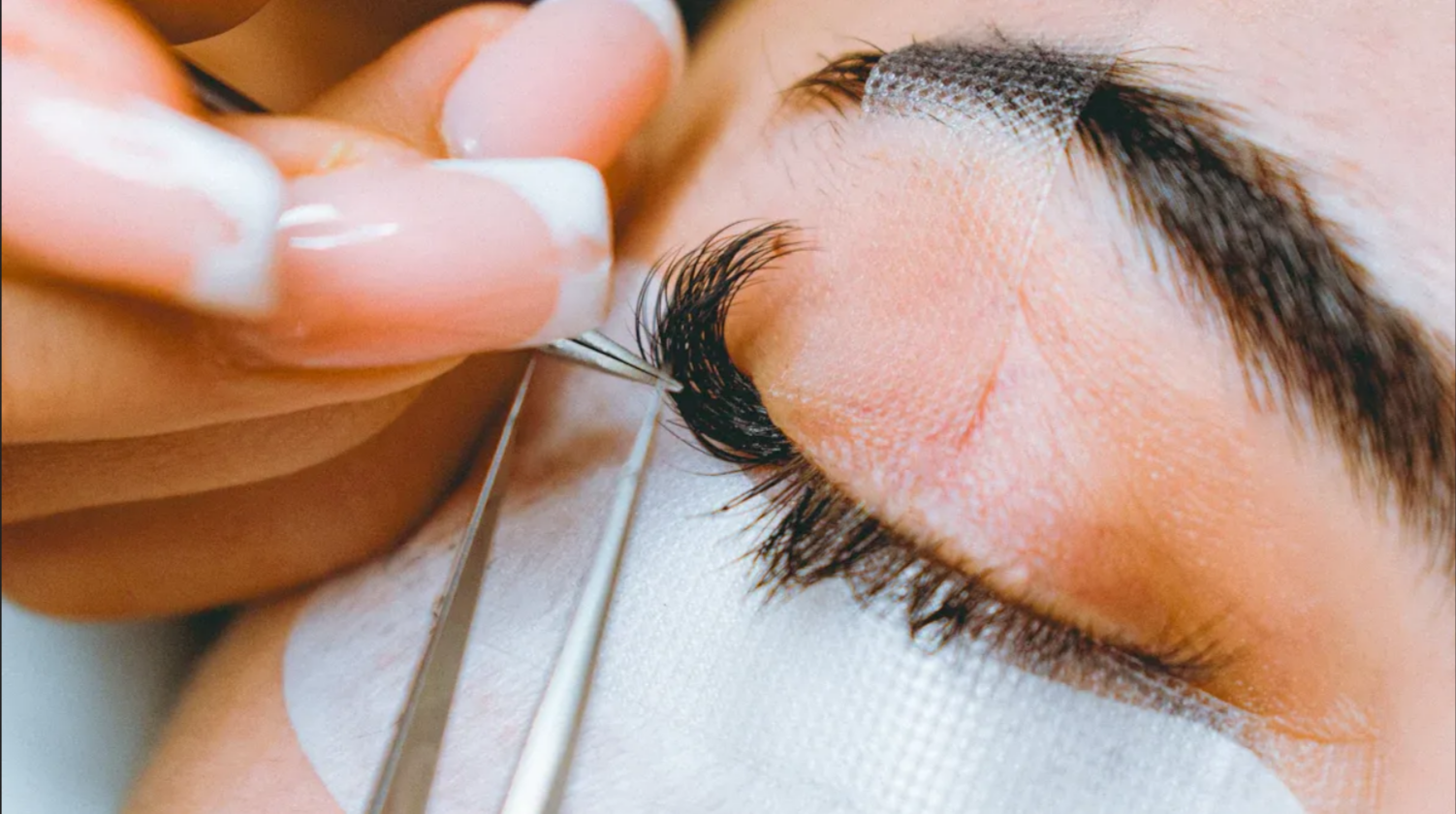 5 Best False Lashes That Last All Day Without Breaking the Bank - MiracleMe False Eyelashes