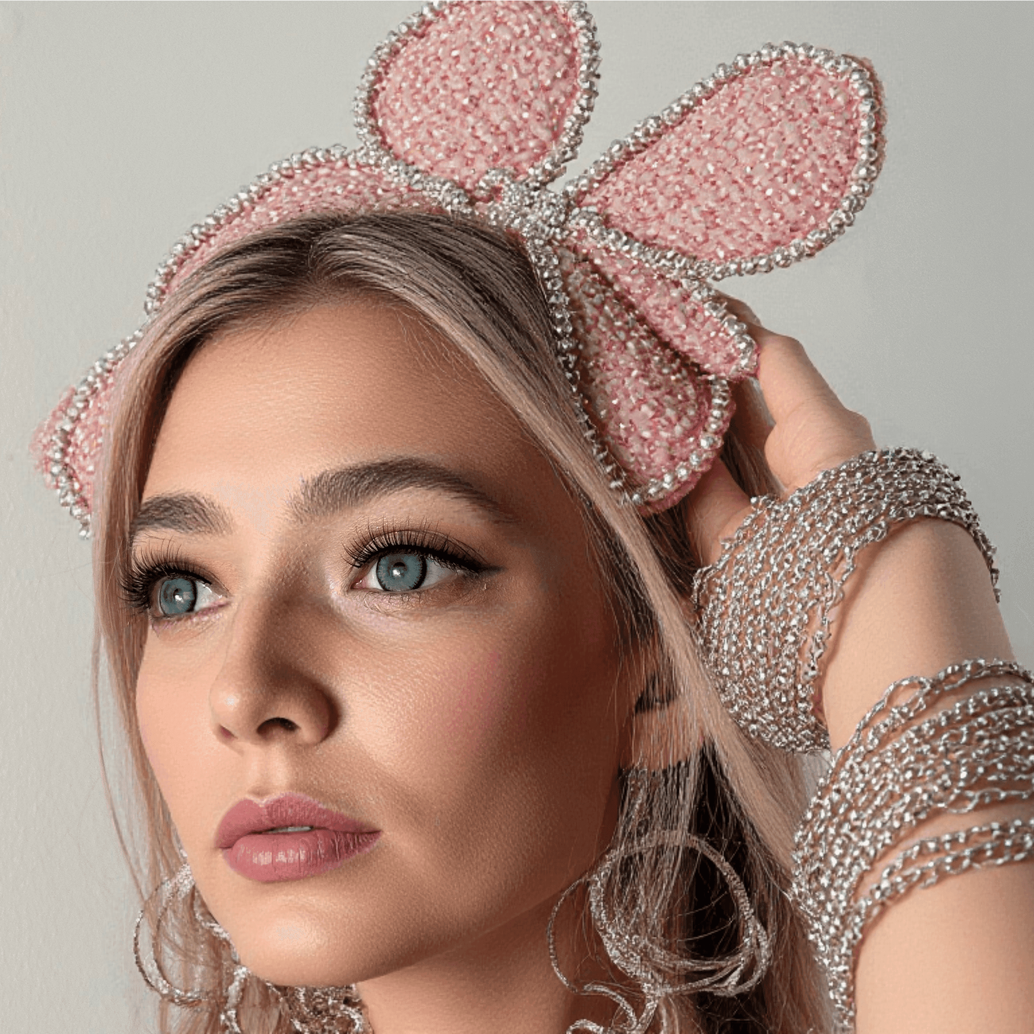 Center of Gravity Strip Lashes - MiracleMe False Eyelashes