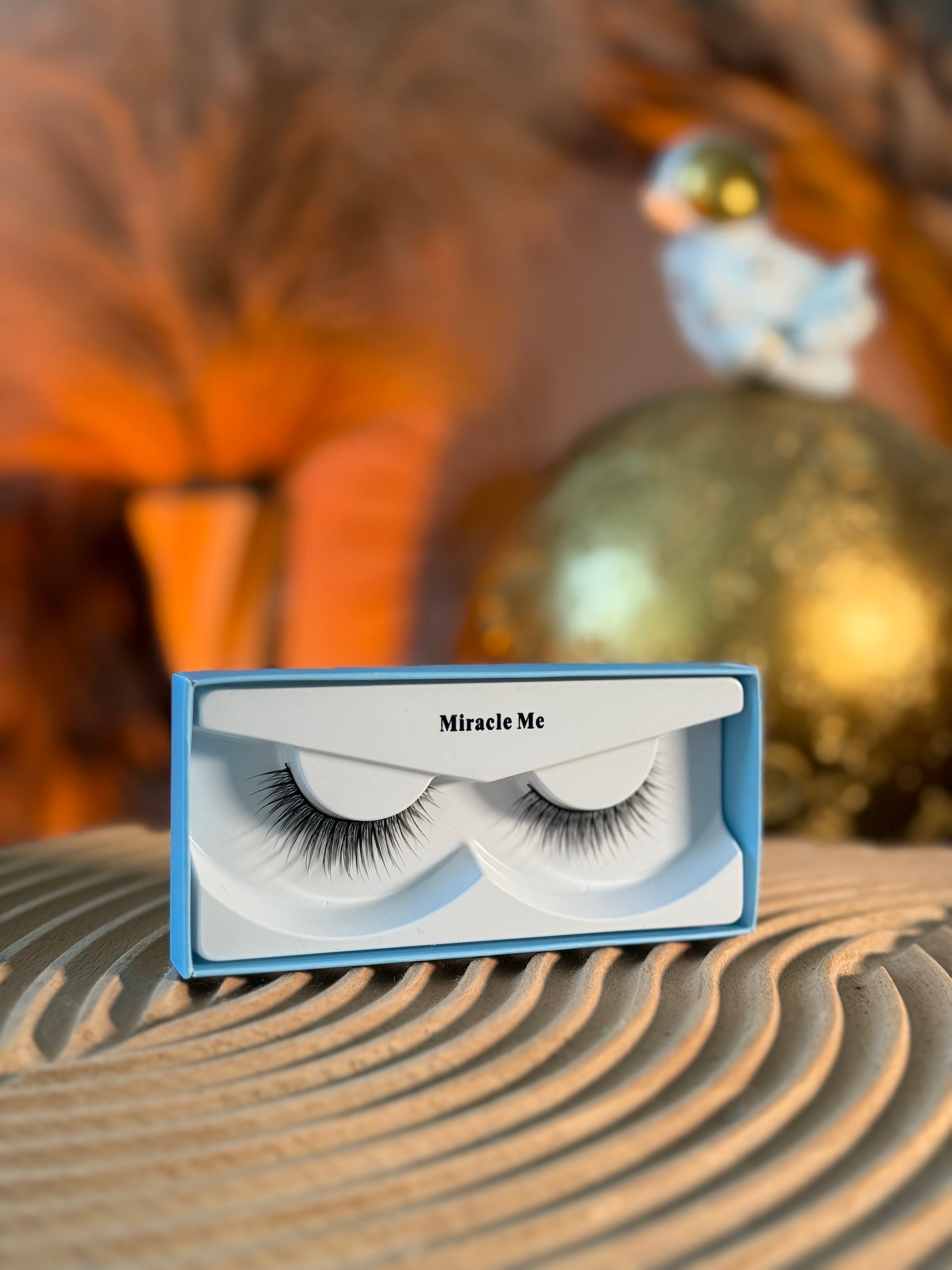 Center of Gravity Strip Lashes - MiracleMe False Eyelashes