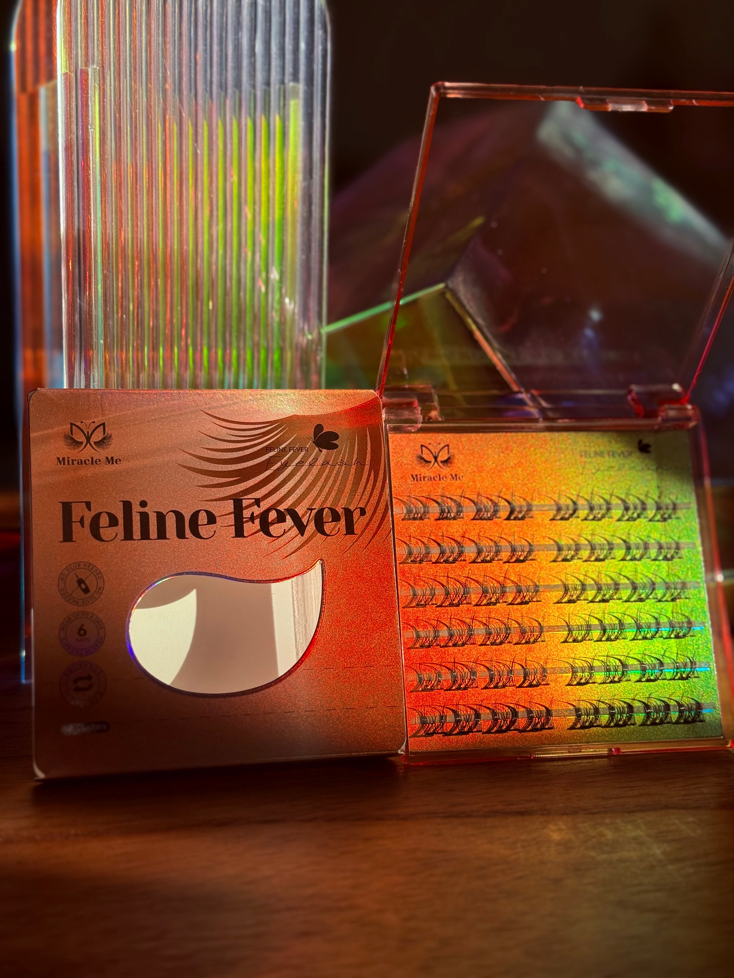 Feline Fever Self-Adhesive Lashes - MiracleMe False Eyelashes